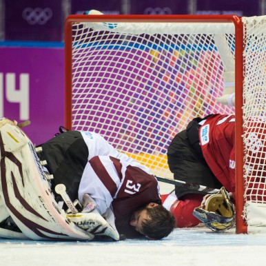 2014-02-18  OLYMPISCHE WINTERSPIELE SOTSCHI, SCHWEIZ-LETTLAND, EDGARS MASALSKIS UND DAMIEN BRUNNER
